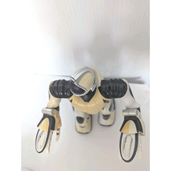 WowWee RoboSapien V2 Wheels For Parts No Remote May work Untested Mini Colors - Picture 5 of 7